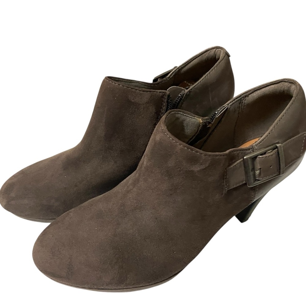 Clarks Women's Dark Brown Suede Ankle Booties Side Buckle & Zipper Size 7-1/2